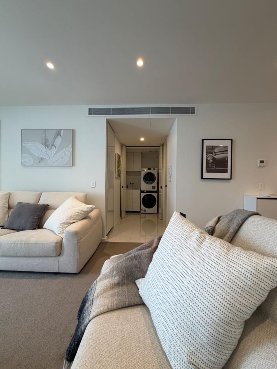 Coastal Luxe at Magnoli Palm Beach Apartment in Palm Beach