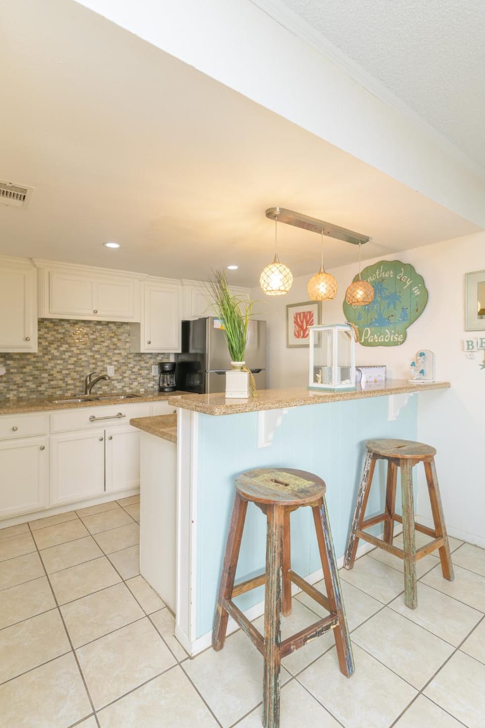 Tiki 112 - Beachfront 1BR Condo with Pool Access Apartment in South Padre Island
