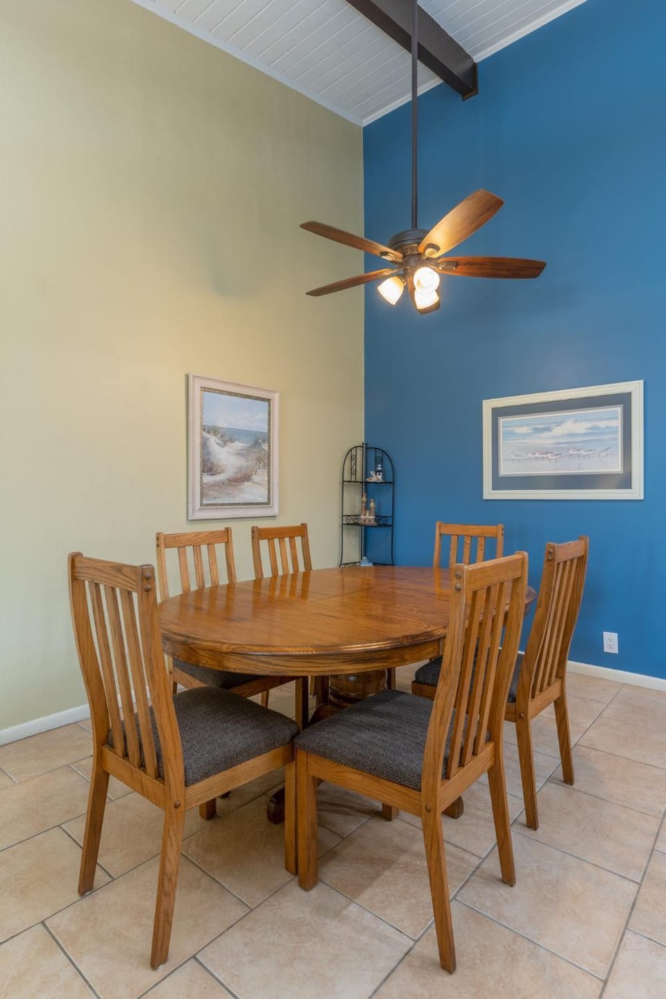 Tiki 246 - Beautiful Ocean View 2BR Beach Condo Apartment in South Padre Island