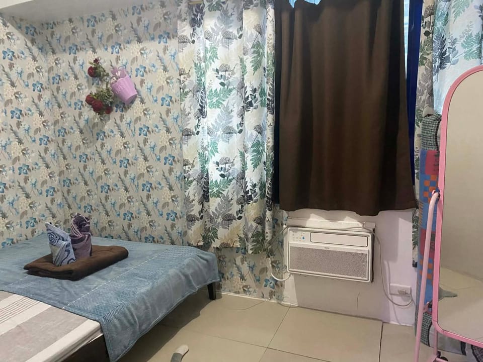 Budget Friendly Staycation -Ualat Hotel in Pasay