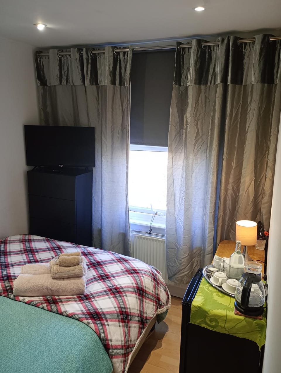 Double Bed Room in London # Vacation rental in London Borough of Southwark