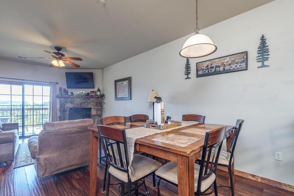 2BR Village At Indian Point 502 near SDC-Free Tickets Daily up to $500 House in Indian Point