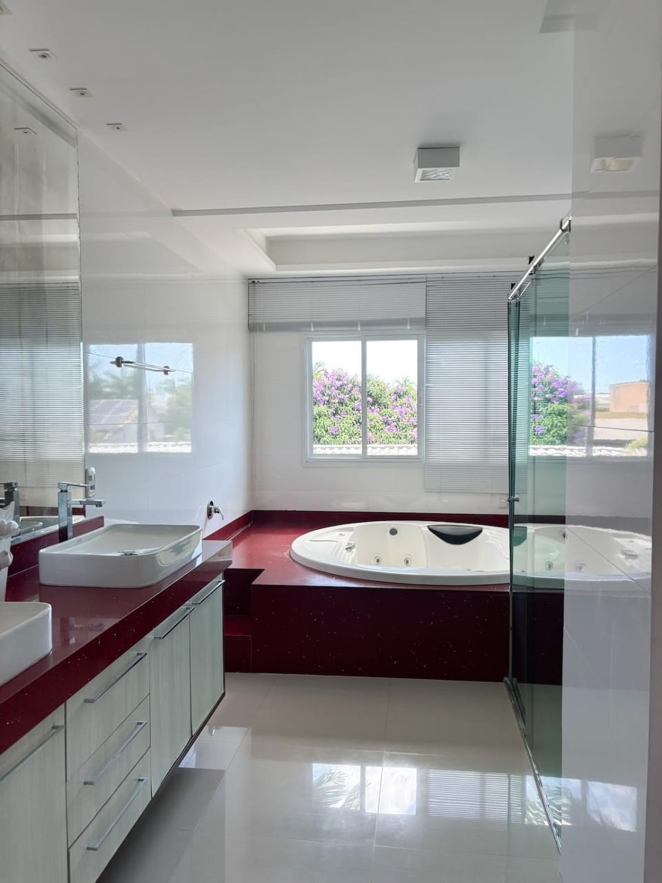 Casa Luxo para 12 pessoas - Piscina, Jacuzzi e Área Gourmet House in Porto Seguro