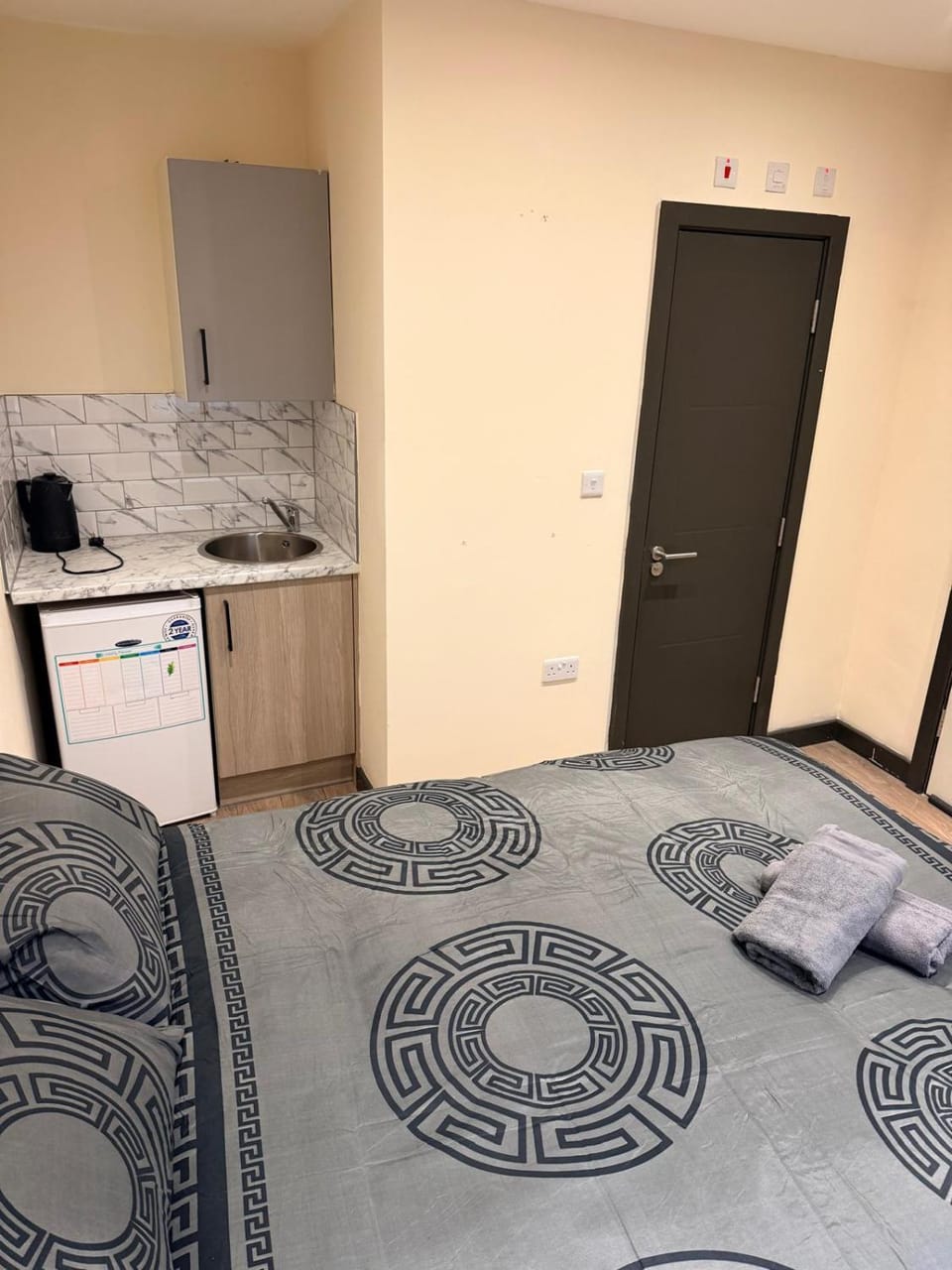 Modern Studios Epsom Station Bed and Breakfast in Epsom