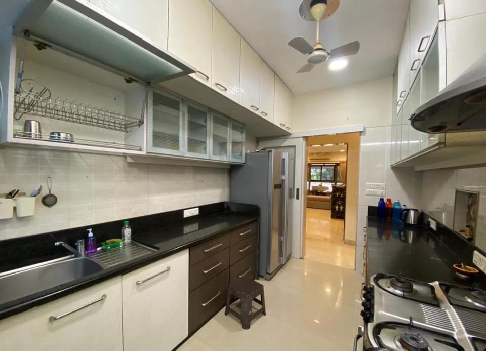 One bedroom cozy stay in shared apartment at Bandra Vacation rental in Mumbai