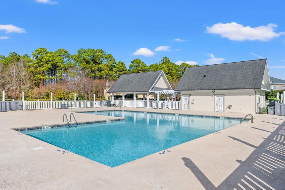 Cozy 2BR Turnberry Villa Pool and Tennis House in South Carolina