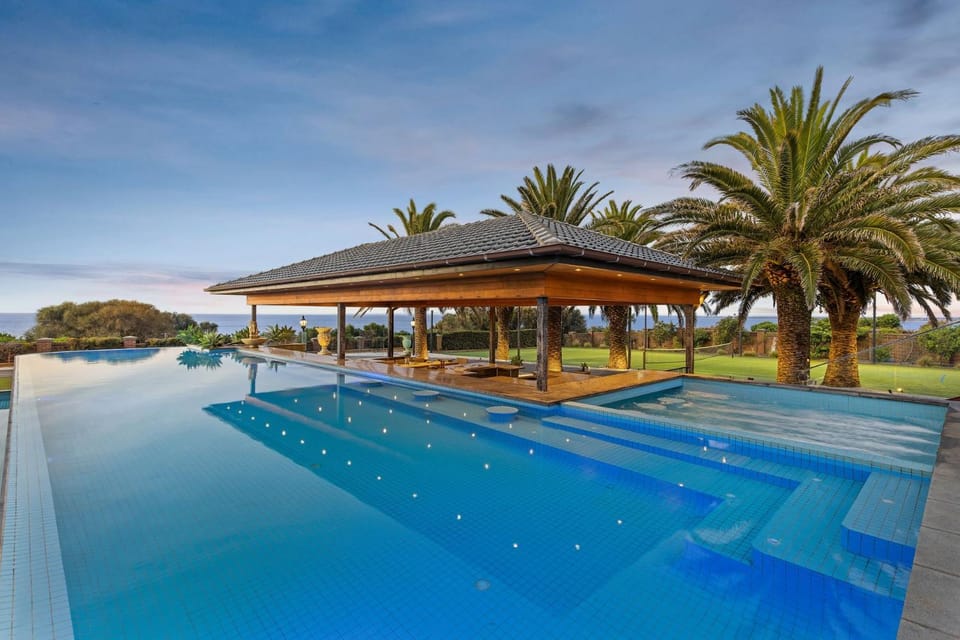 Pool view, Swimming pool
