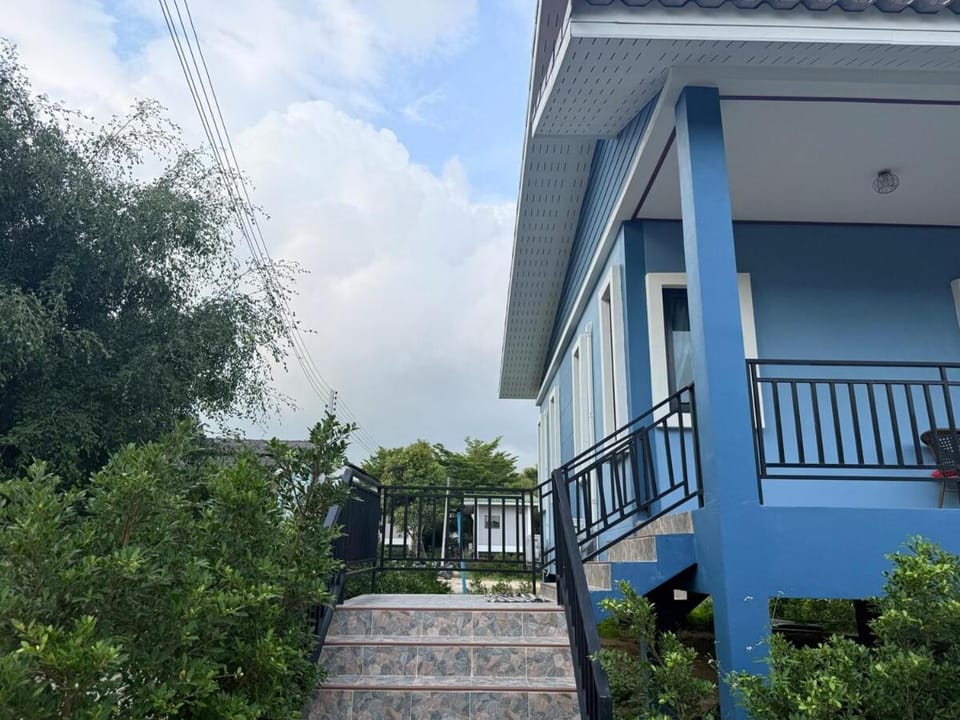 Very Central Boho Home in Srithanu Apartment in Ko Pha-ngan Sub-district