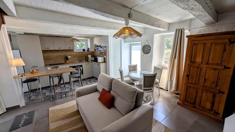 Petit villetelle House in Nouvelle-Aquitaine
