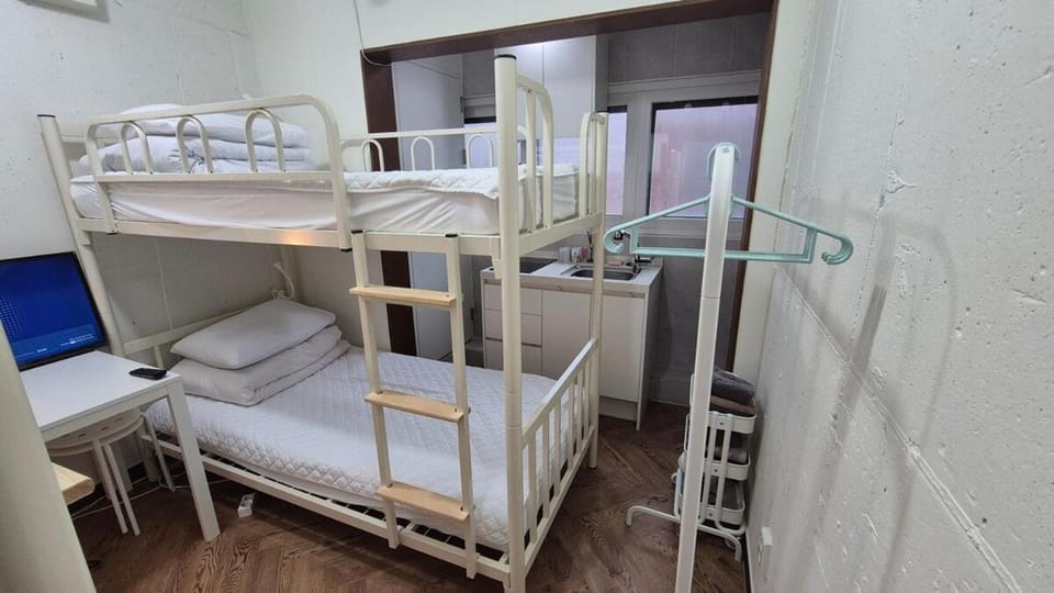 온하루 게스트하우스 Bed and Breakfast in Seoul