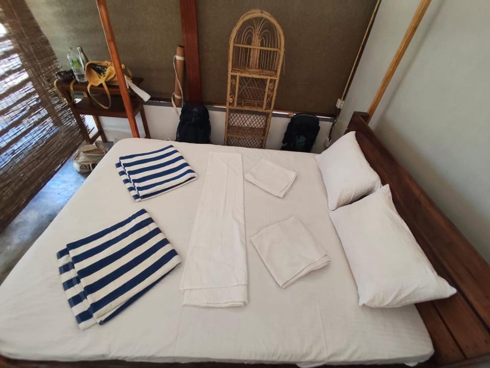 Upali Beach Surf Resort Hotel in Central Province