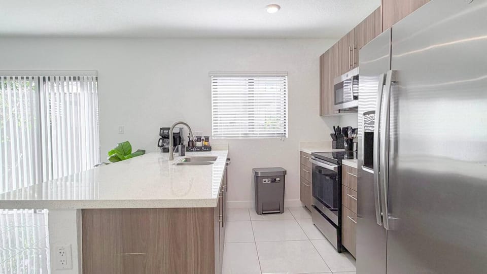 Coffee/tea facilities, kitchen