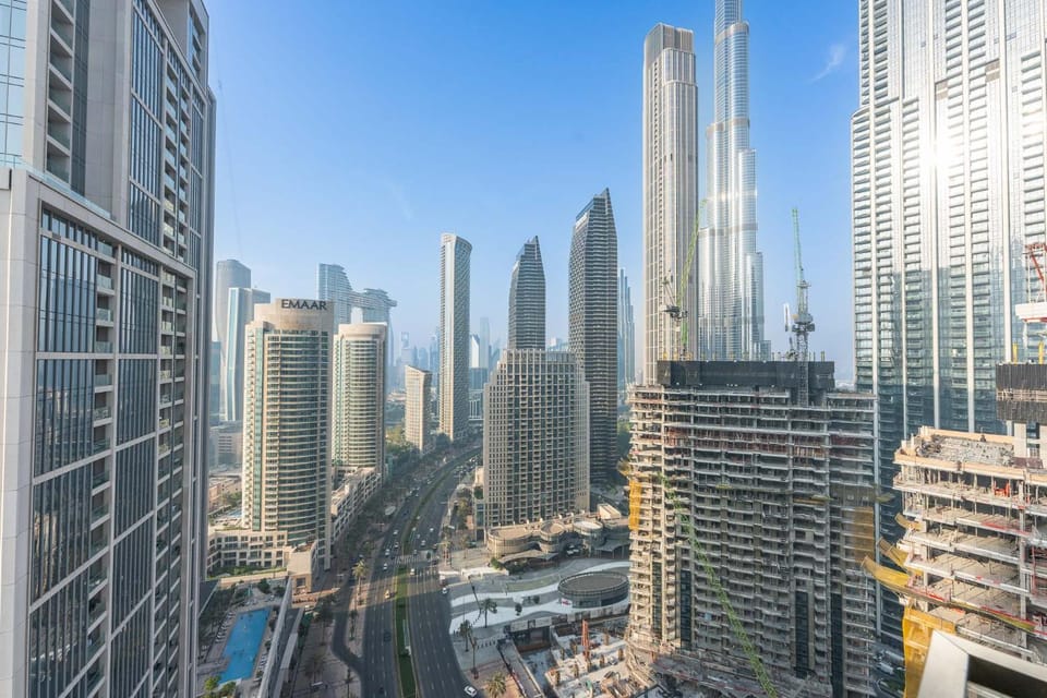 StayShort - Spectacular 2BR Stay with Direct Burj Khalifa Views Apartment in Dubai
