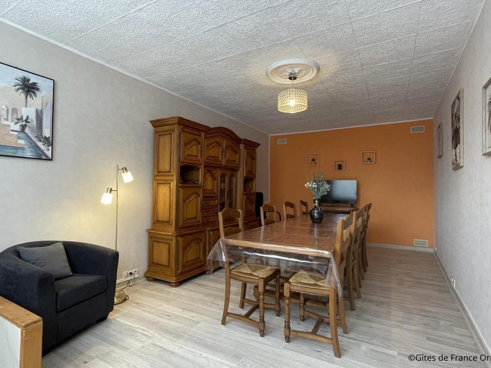 Maison Normande Confortable avec Jardin et WiFi - FR-1-497-261 House in Normandy