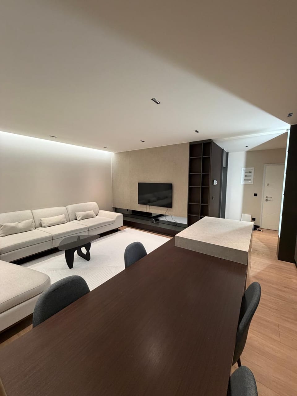 Communal lounge/ TV room, TV and multimedia, Living room, Photo of the whole room, Seating area, Evening entertainment