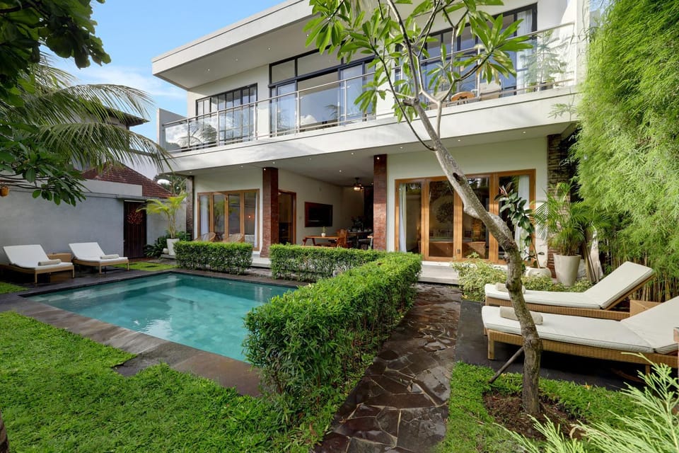 6BR Seminyak Oasis with 2 Private Pools Villa in North Kuta