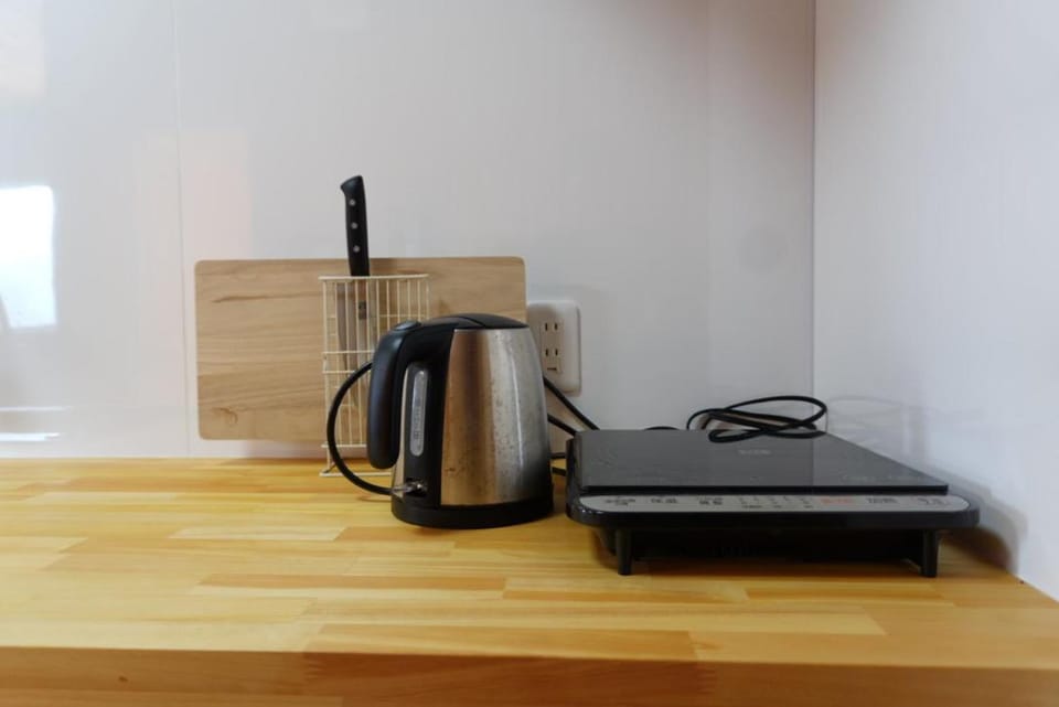 Kitchen or kitchenette, kitchen