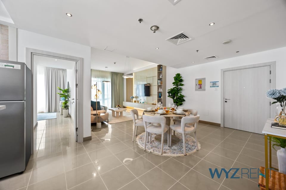 TV and multimedia, Kitchen or kitchenette, Living room, Seating area, Dining area, oven