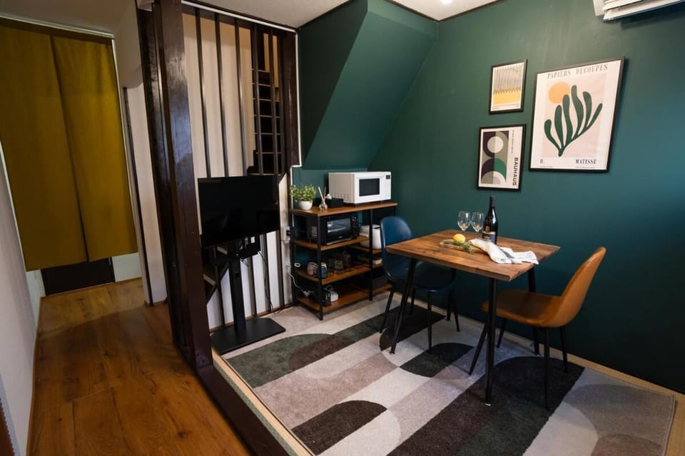 京橋レトロ Apartment in Osaka