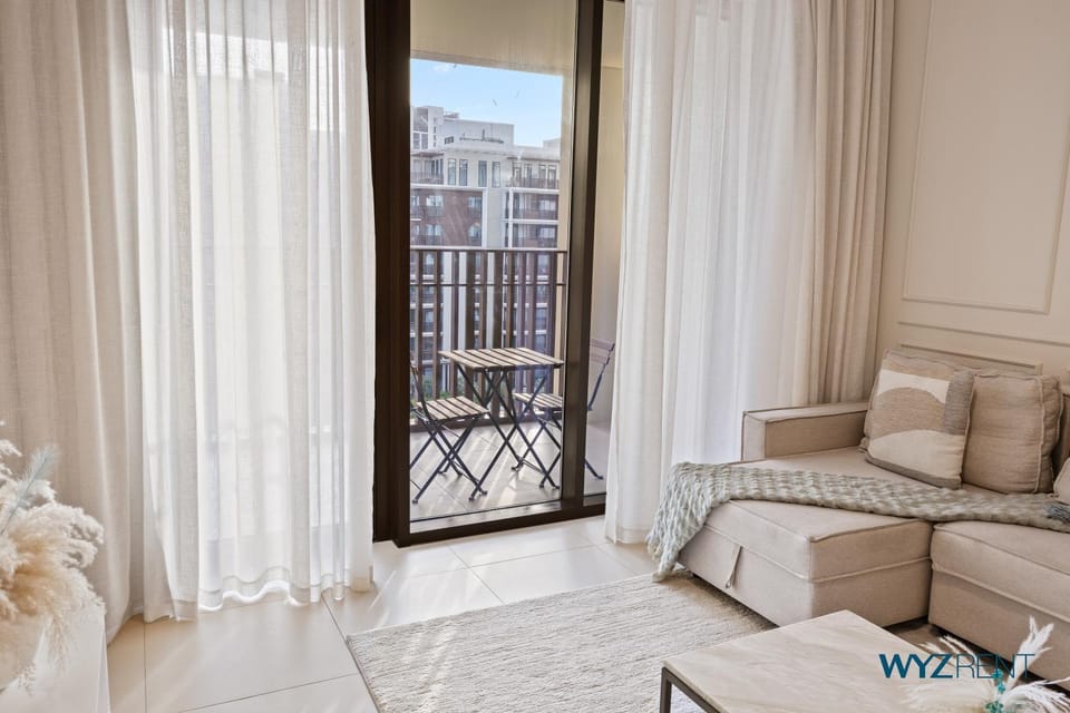View (from property/room), Balcony/Terrace, Living room, Seating area