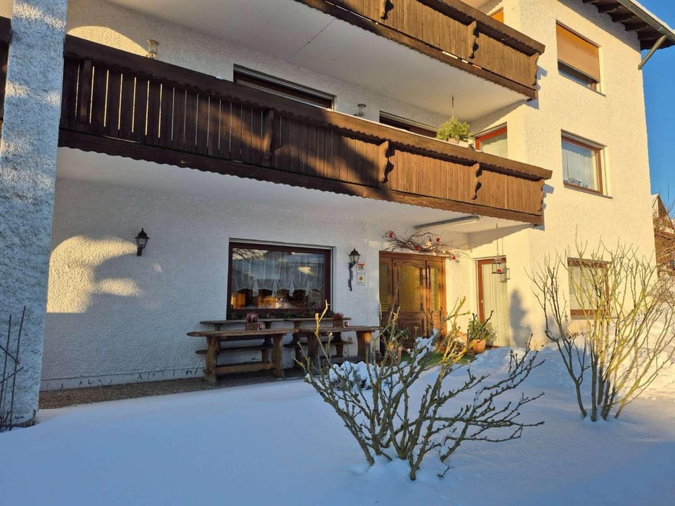 Property building, Winter