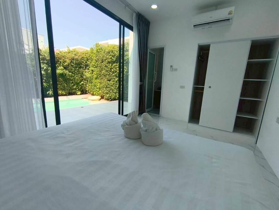 TYb-05 芭提雅北歐風格五臥室別墅 Villa in Pattaya City