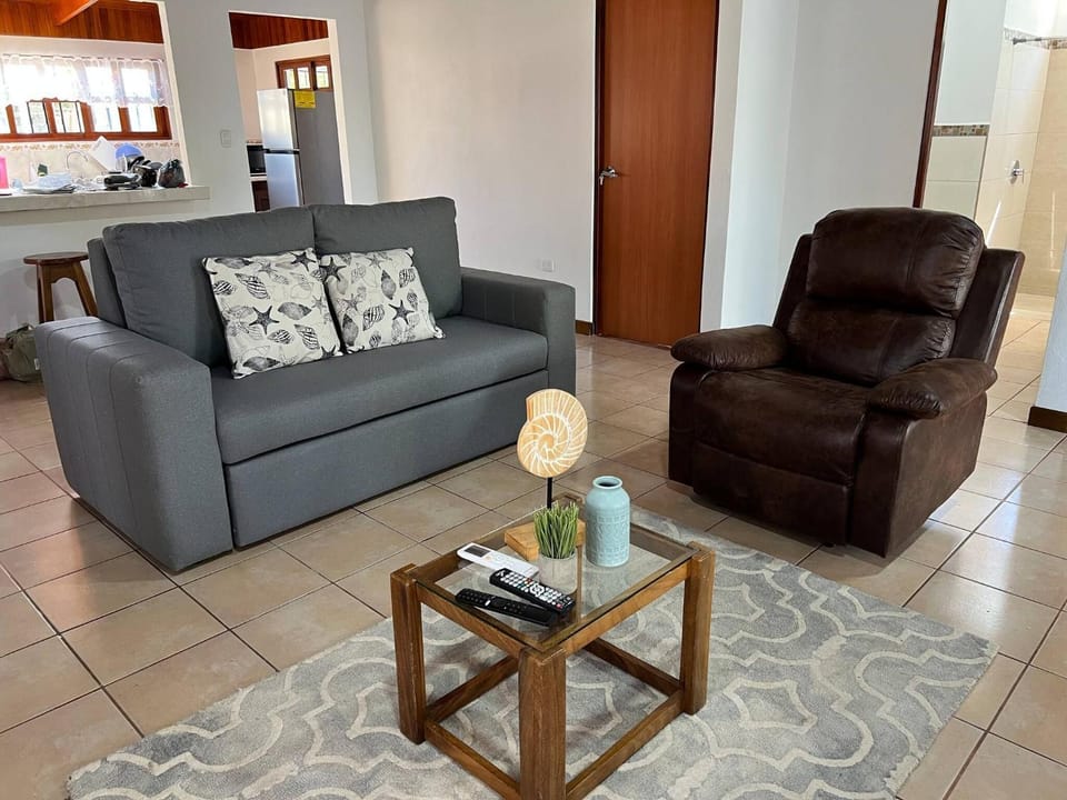 Charming 3-Bedroom House Rental in Paquera, Costa Rica House in Guanacaste Province