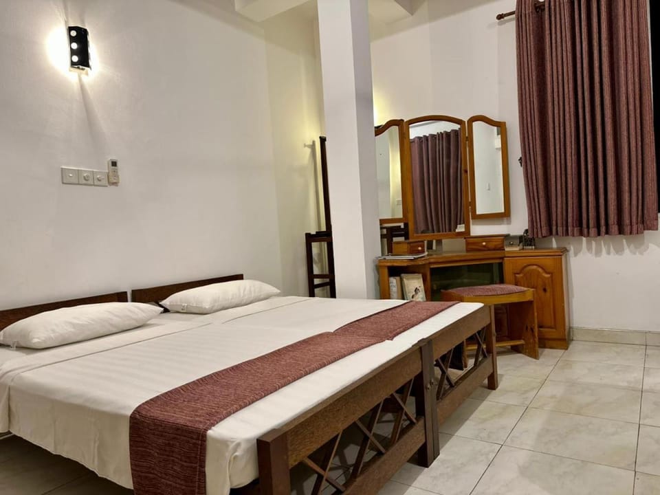 98 Metropolis Apartment in Galle