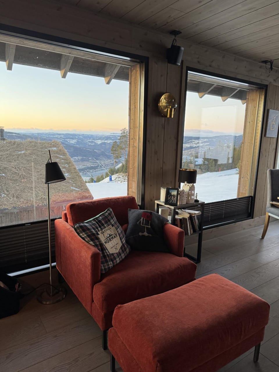 View (from property/room), Living room, Seating area, Mountain view