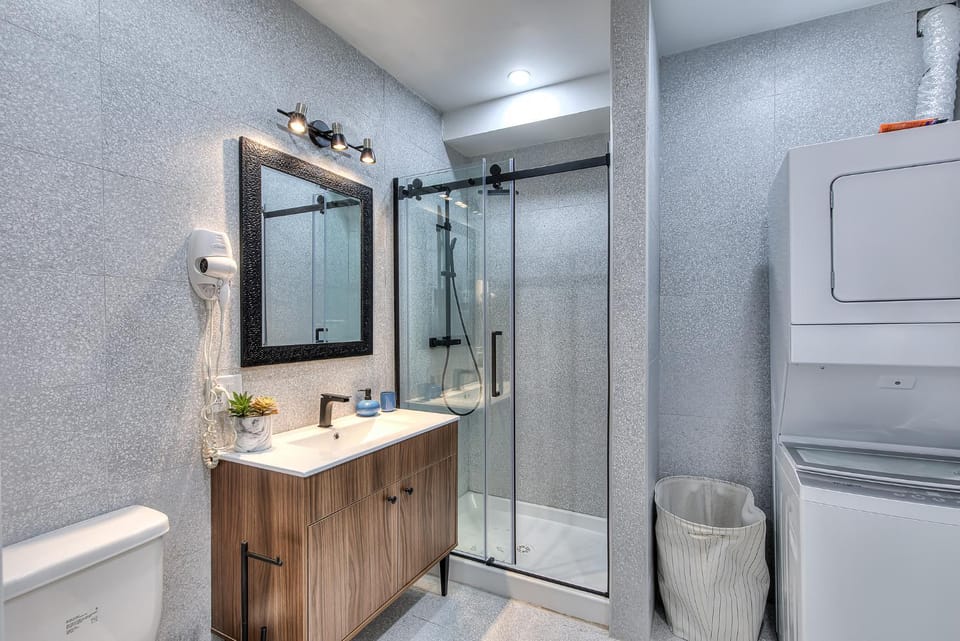 Shower, Toilet, Bathroom, hair dryier