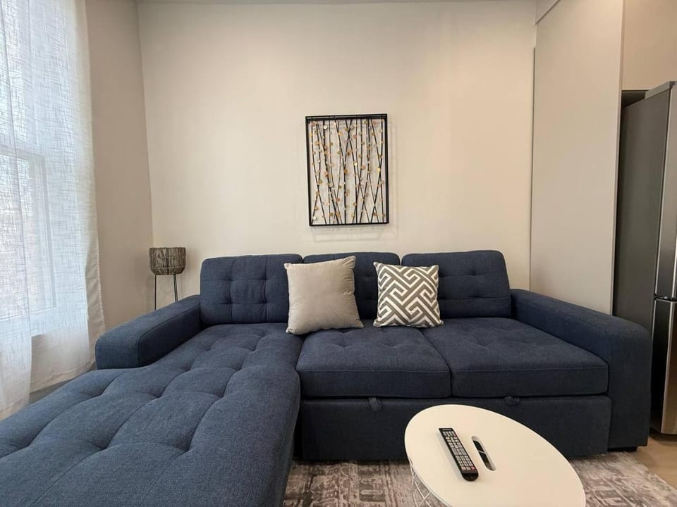Living room, Decorative detail, Seating area