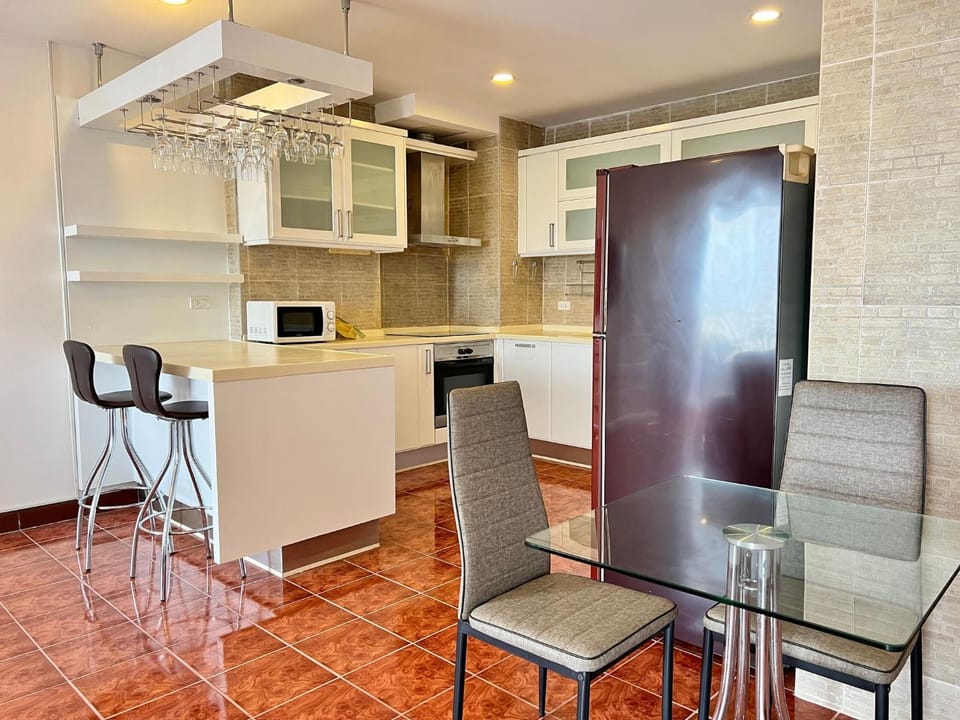 microwave, oven, kitchen