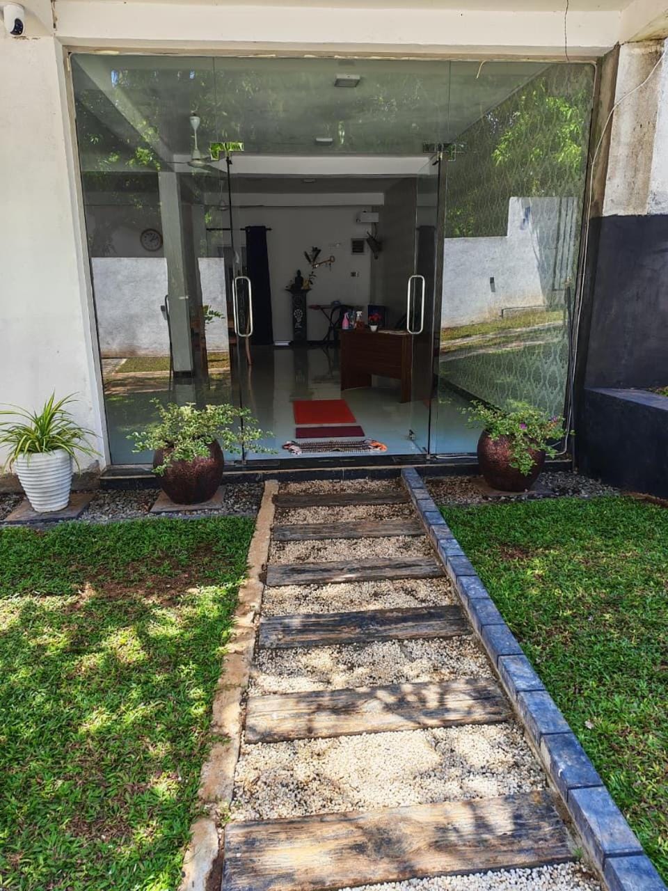 Golden guest house Bed and Breakfast in Sri Lanka