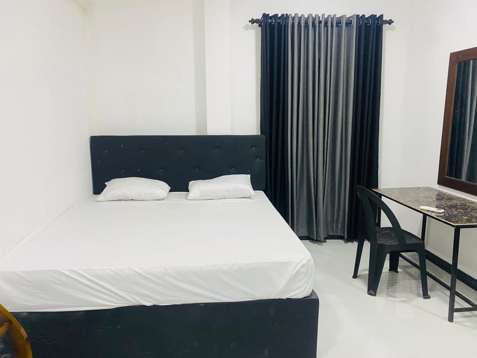Golden guest house Bed and Breakfast in Sri Lanka