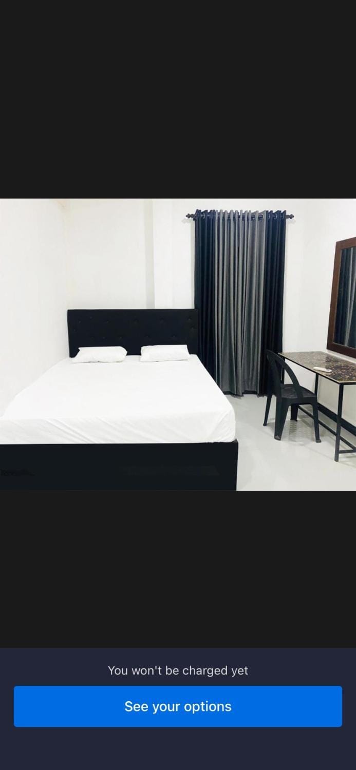 Golden guest house Bed and Breakfast in Sri Lanka