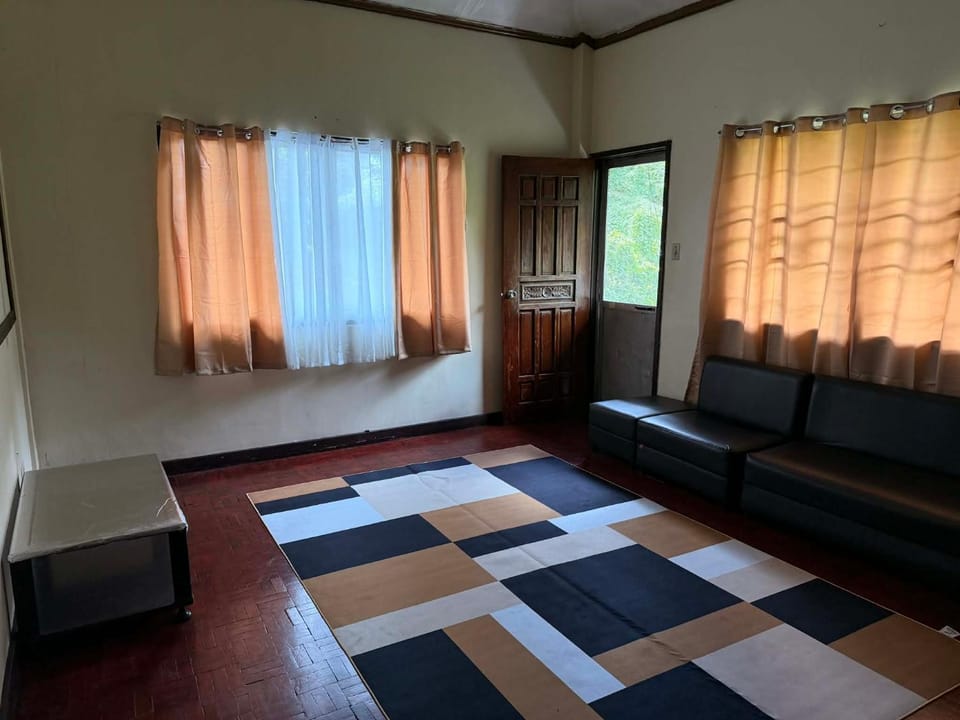 iLuvBaguio Tuluyan House in Baguio