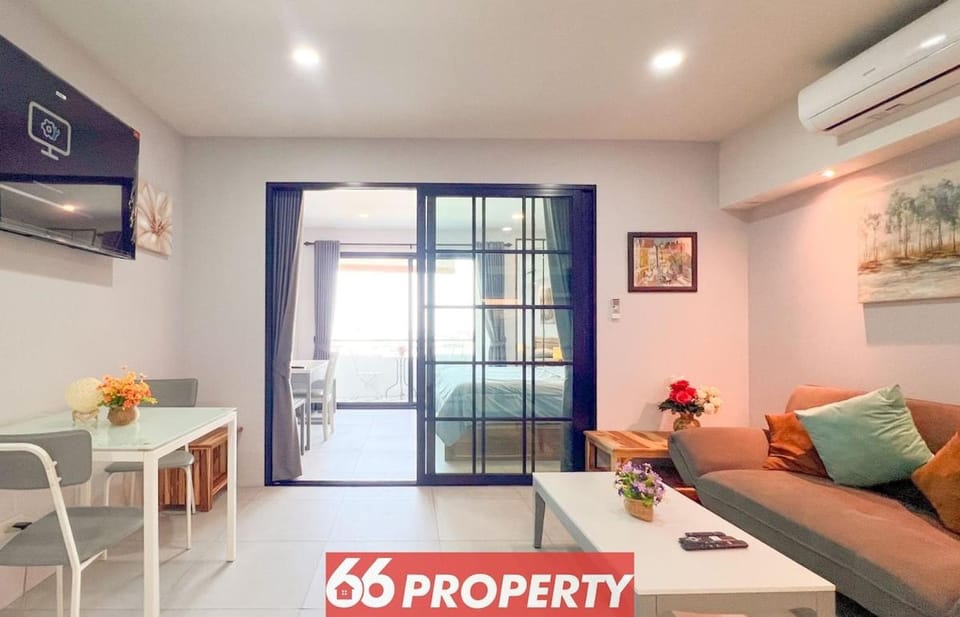 Vintage Luxe Suite Near Maya with View Apartment in Chiang Mai
