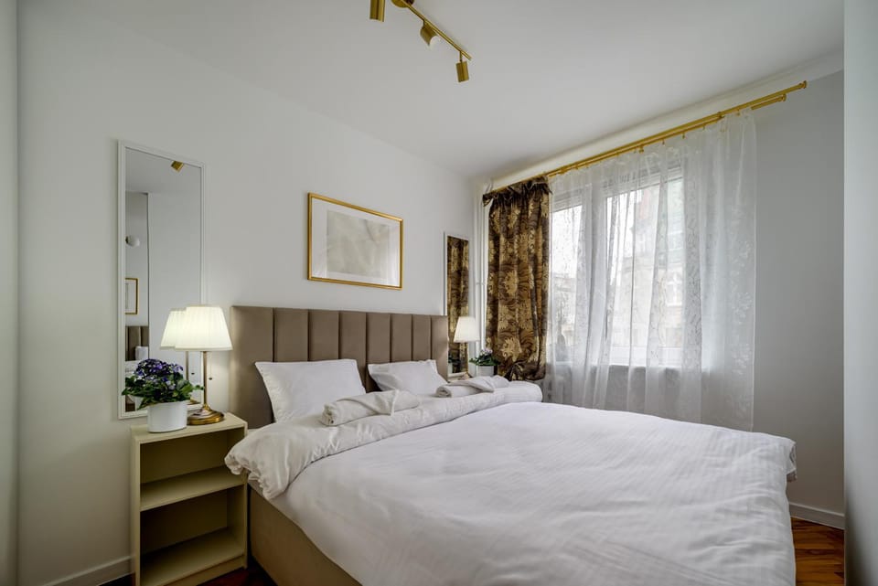 Bed, Decorative detail