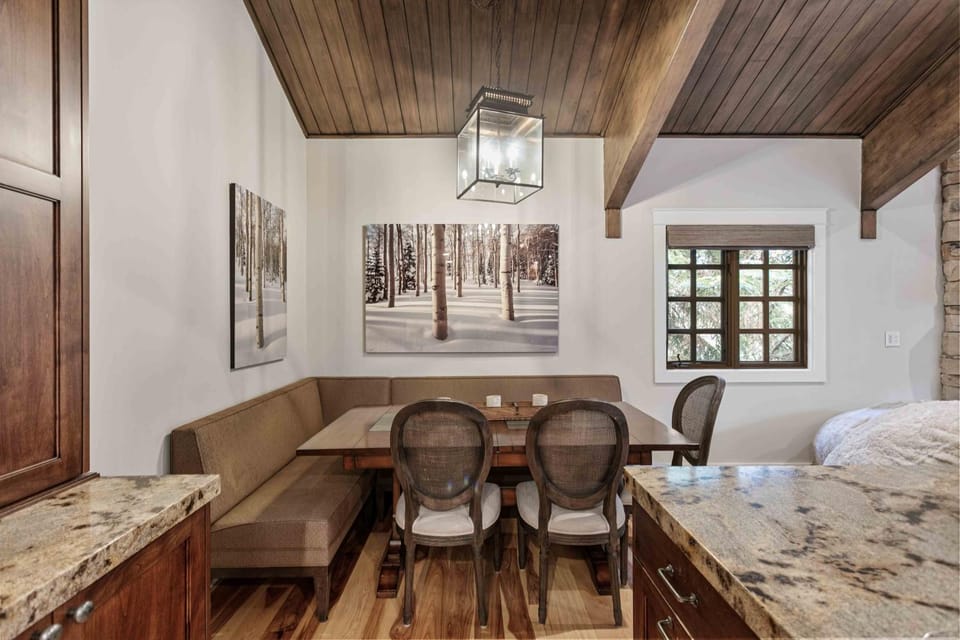 Mountain Modern Retreat - Hot Tub condo Apartment in Deer Valley