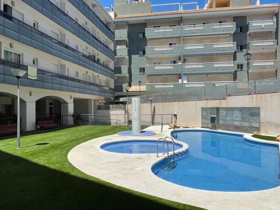 Apartamento con piscina muy cerca de la playa Apartment in El Campello