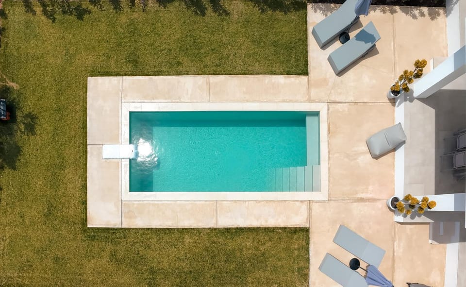 Garden view, Pool view, sunbed