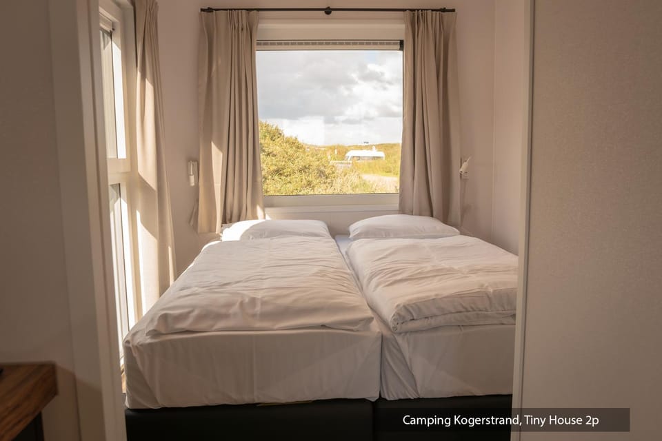 Natural landscape, View (from property/room), Bedroom