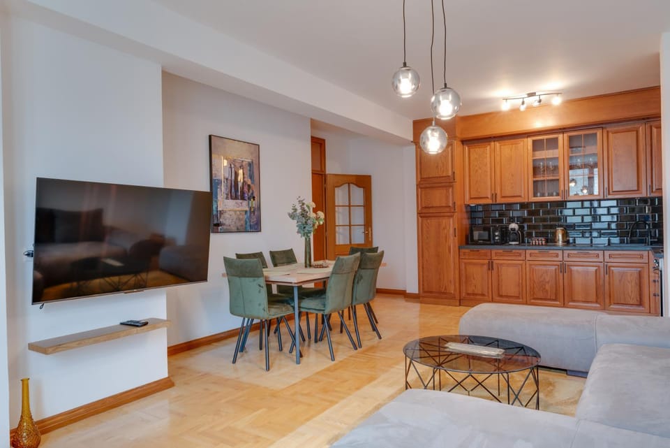 Apartmani Central 2 & Free Parking Apartment in Serbia