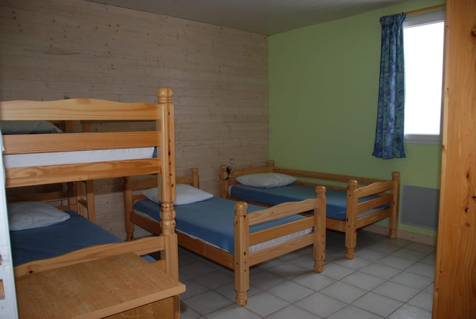 Bed, Bedroom, bunk bed
