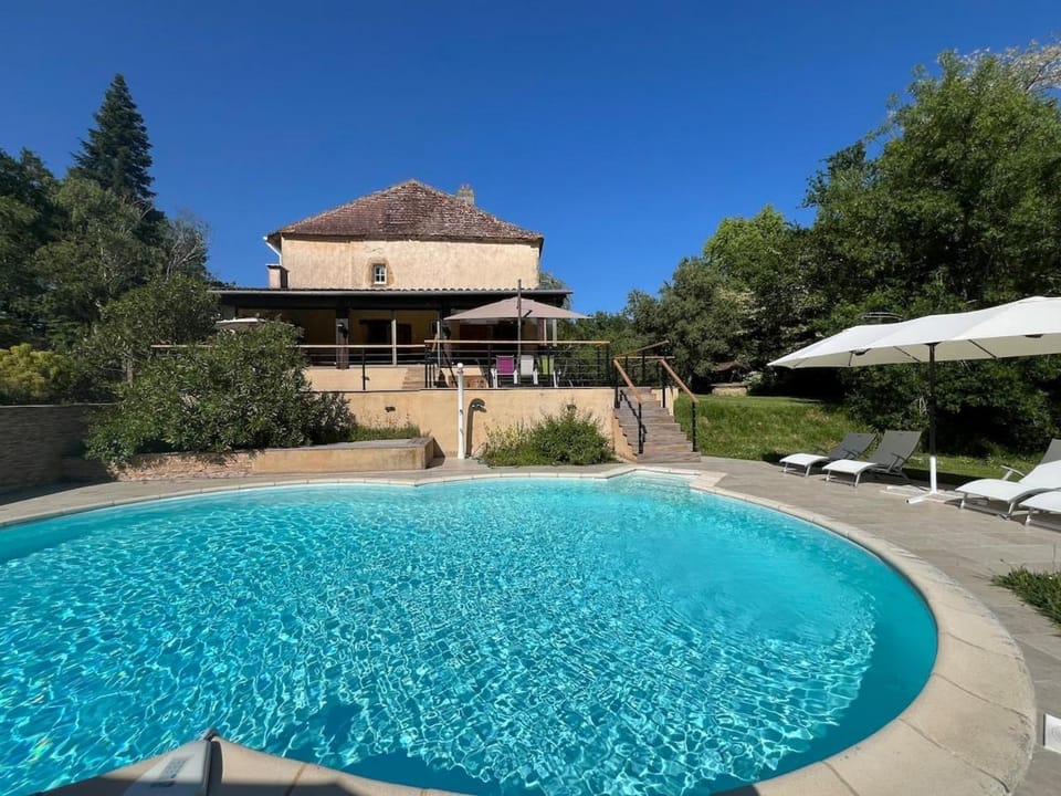 4 Star Gascon Retreat with Pool and Tennis court Villa in Occitanie