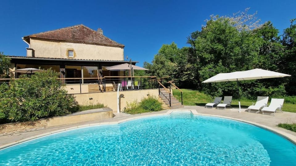 4 Star Gascon Retreat with Pool and Tennis court Villa in Occitanie