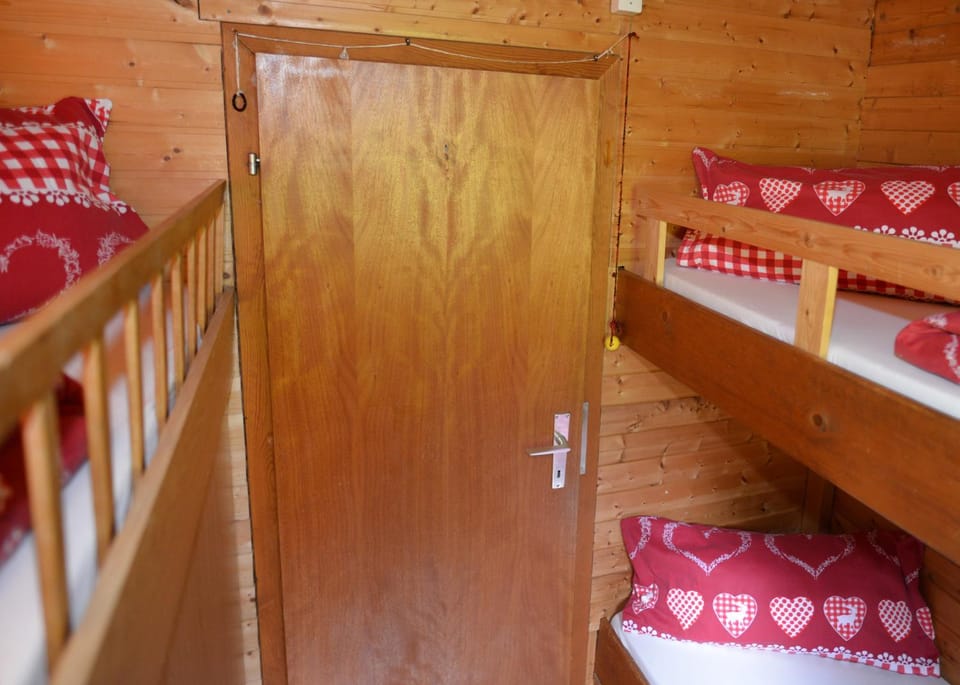 bunk bed