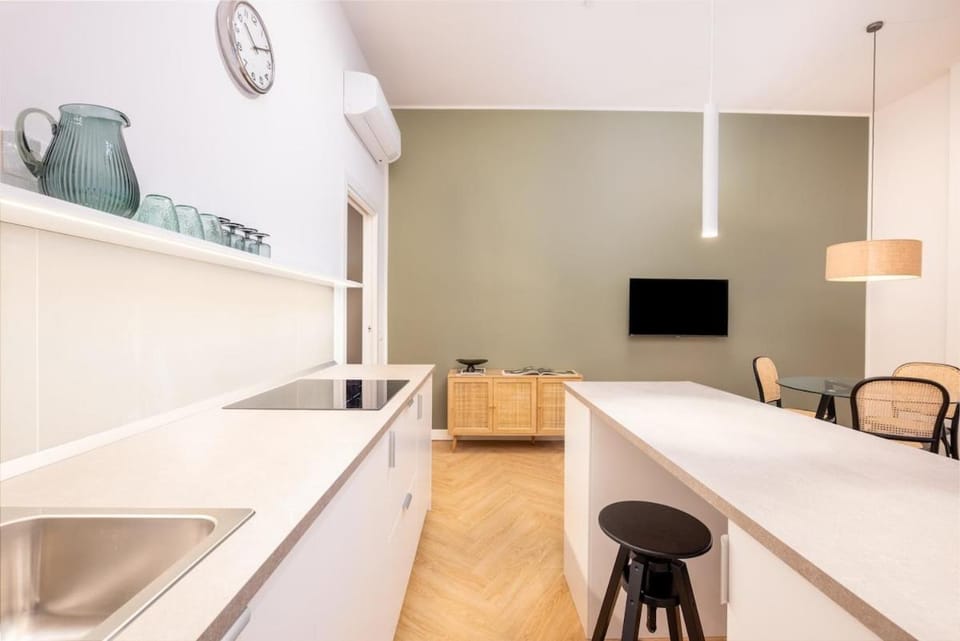 Kitchen or kitchenette, kitchen
