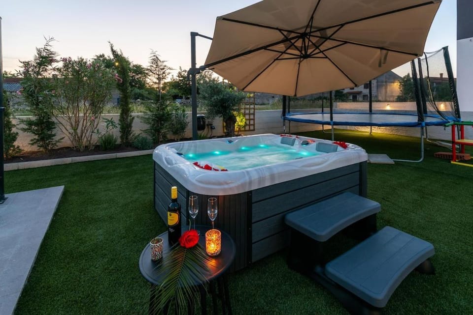 Hot Tub