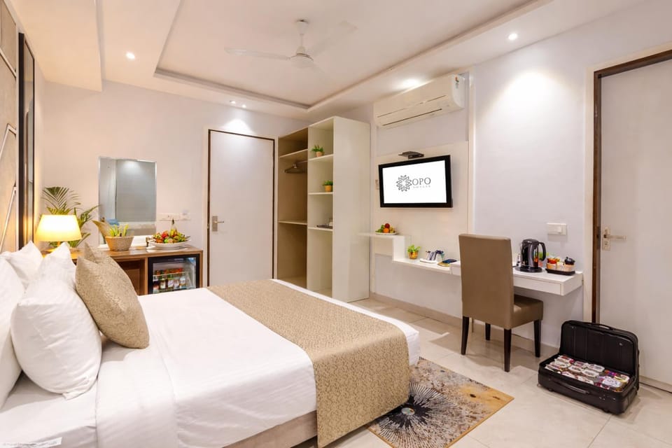 Signature Inn Delhi Airport Hotel in New Delhi